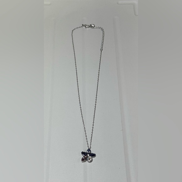 NWOT Swarovski Silver Pink Flower Necklace - Picture 3 of 6